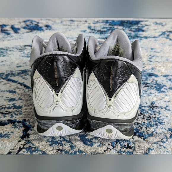 Nike Air Jordan 2009 XX4 White Metallic Silver 343084-161 Basketball Shoes US9.5 - Picture 4 of 9